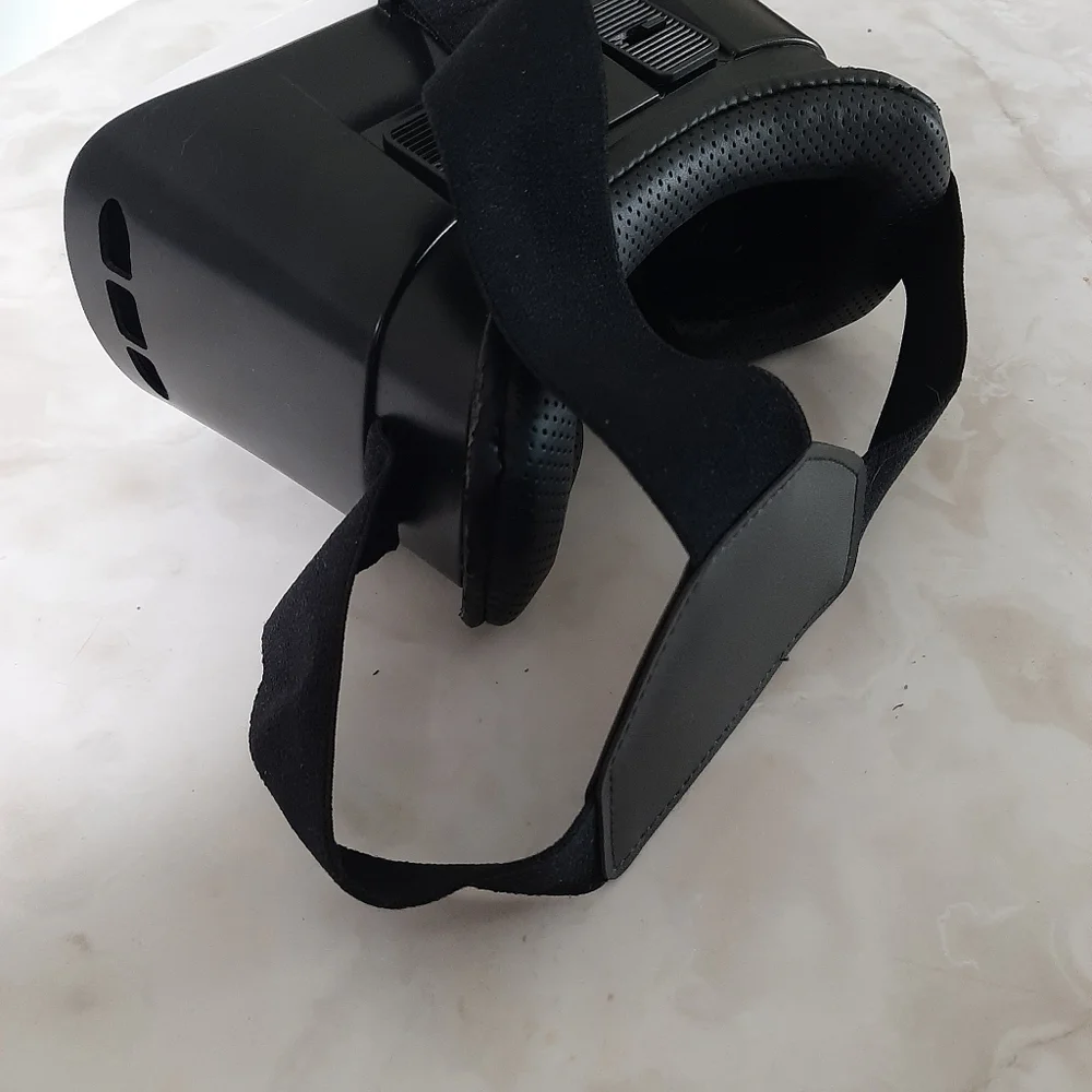 VR headset